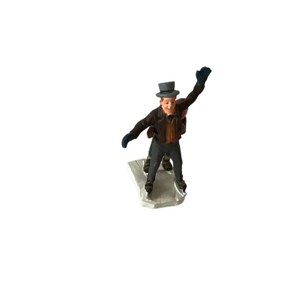 Set of 5 Poly Christmas Village Figures - Picture 5 of 9